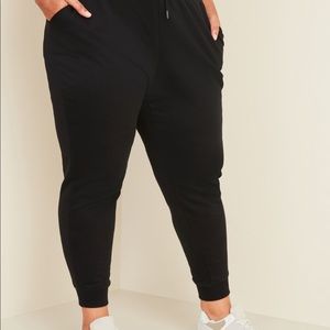 Old Navy Mid Rise Tapered Leg Joggers